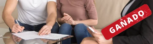 Revisión acuerdos y documentos entre familiares