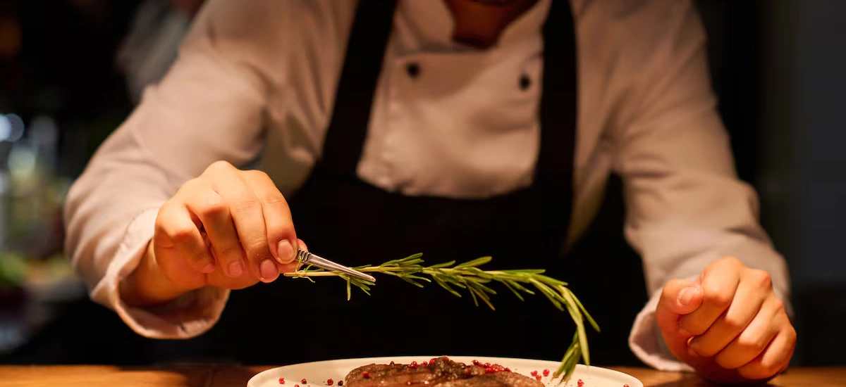 La justicia concede la incapacidad total a un cocinero por no poder trabajar de pie